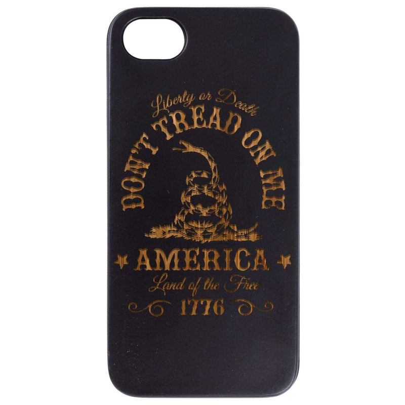 Don't Tread on me - Engraved Wood Phone Case