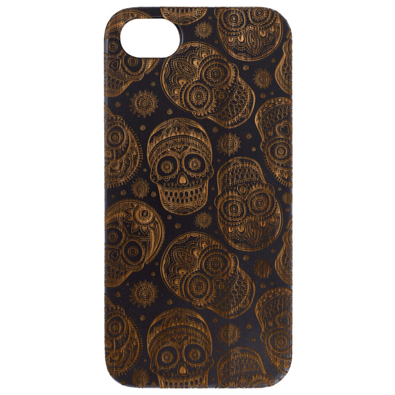 Skull Pattern - Engraved Wood Phone Case